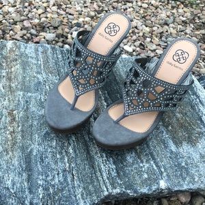 NWOB Daisy Fuentes “Selah” Wedge Heels